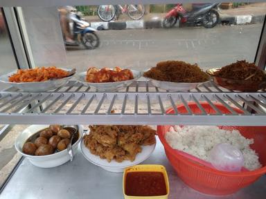 SOTO BETAWI ABI SAID TAMAN TANGKUBAN PERAHU GUNTUR