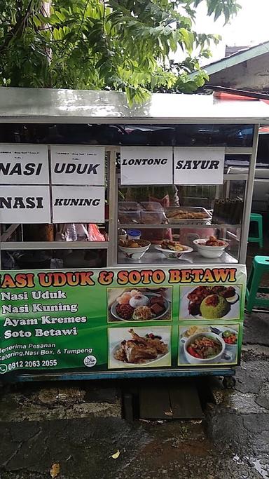 SOTO BETAWI ABI SAID TAMAN TANGKUBAN PERAHU GUNTUR