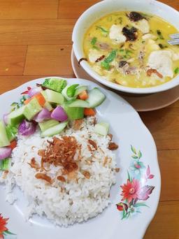 Photo's Soto Betawi Haji Husen