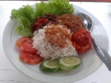 WARUNG NASI MAK ITOH