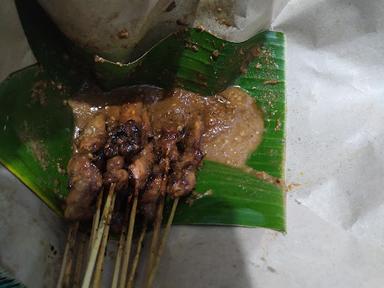 SATE AYAM MADURA CAK ROFIQ