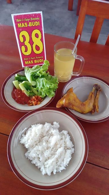 BEBEK & AYAM KAMPUNG MAS BUDI