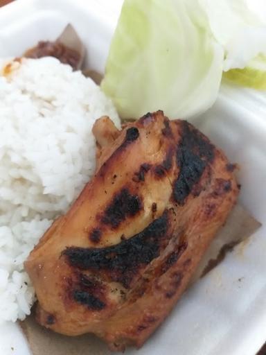 GEPREK DAN AYAM BAKAR TALIWANG