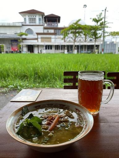 WARUNG MAKAN AMPIRONO