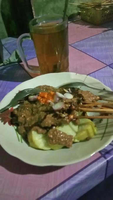 WARUNG SATE AYAM MADURA YU MAIMUNAH