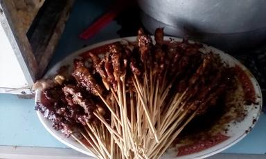 SATE AYAM CAK HASAN