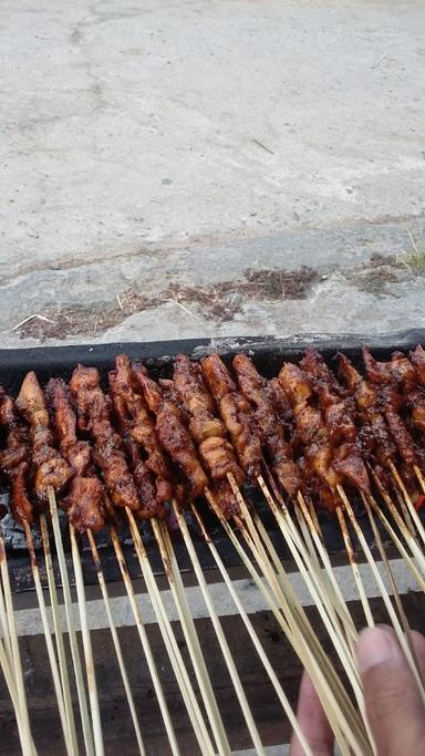 SATE AYAM CAK SALMAN 1