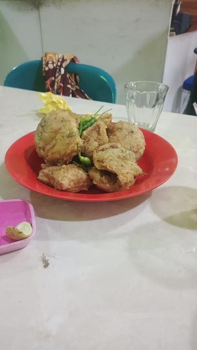 TRESNO BAKSO AYAM PENYET