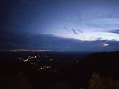 PUNCAK PANORAMA WARUNG BAROKAH