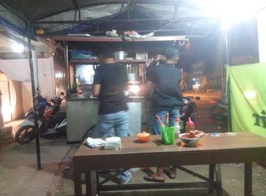 BAKSO & MIE AYAM MAS SANTO