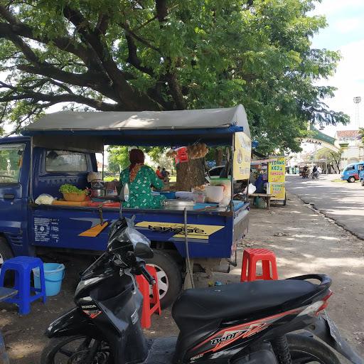 GADO-GADO MBAK AS