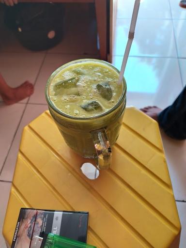 RAKA JUICE DAN SEBLAK