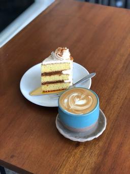 Photo's Sugarlust Cake & Coffee (Shuga Cafe)