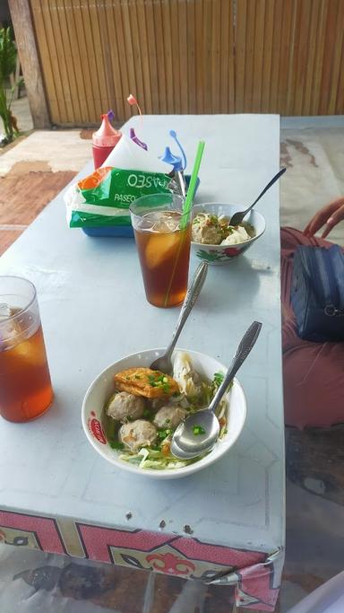 BAKSO BERANAK BU MUL KEDAYON SUKODONO