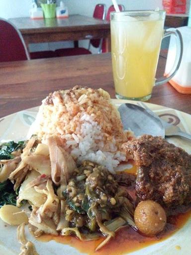 MASAKAN PADANG AJO BUYUNG