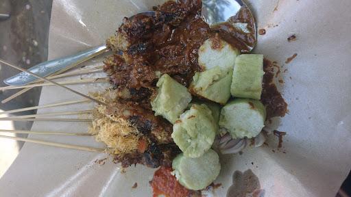 SATE DAGING KELOPO PONDOK JATI+SATE AYAM MADURA