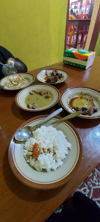 WARUNG PAK PONIJO