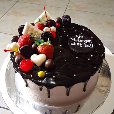 AYOE CAKERY