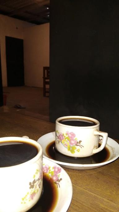 NOMS KOPI SALATIGA (WARUNG KOPI KLOTOK)