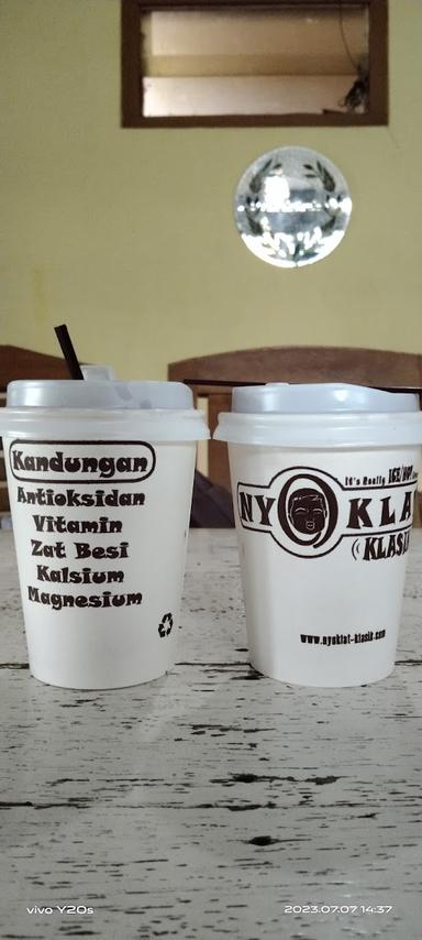 NYOKLAT KLASIK SALATIGA