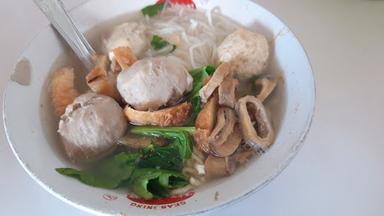 BAKSO PAK MAN JOHAR