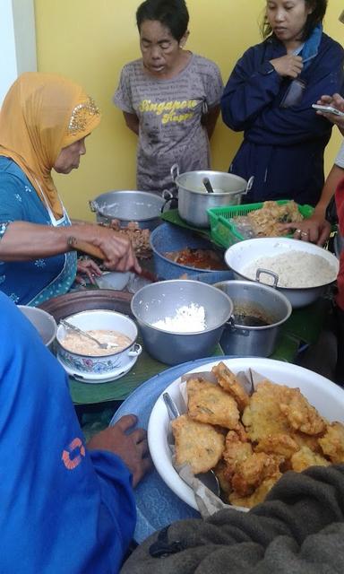 MAK MI'AH NASI TUMPANG KOYOR