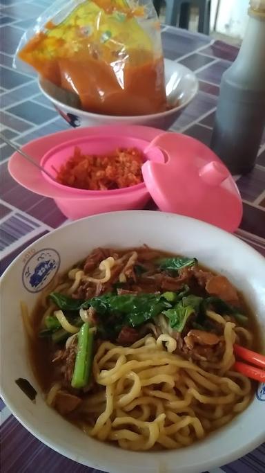 MIE AYAM PAK KACIR