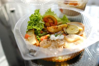 SALAD_TIGA SALAD DAN SELAT ASLI SALATIGA