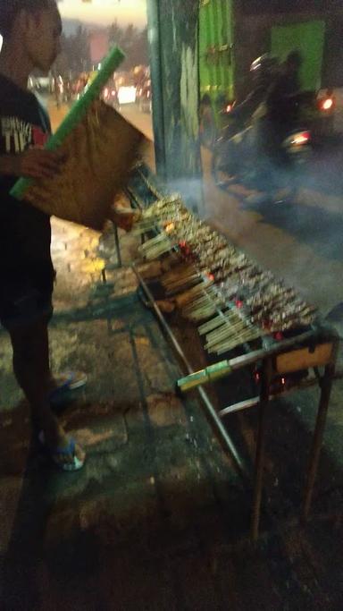 SATE MADURA CAK KOWI 01