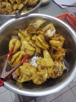 Photo's Warung Makan Ayam Bakar Bu Wati