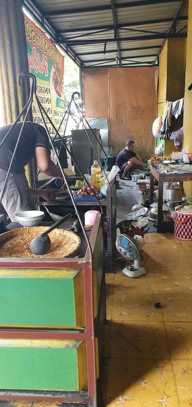 WARUNG SATE SOLO PAK BAGUS