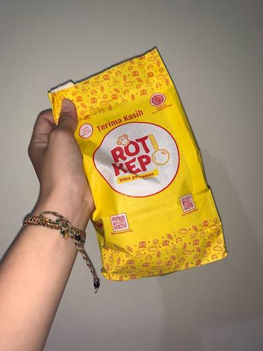 ROTI KEPO SALATIGA