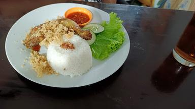 AYAM 4SEKAWAN