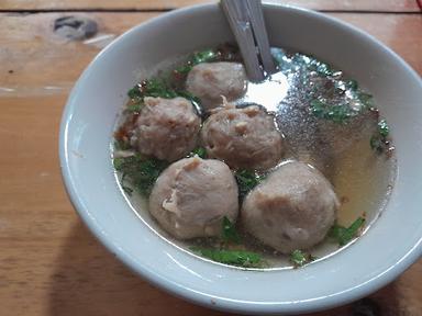 BAKSO & MIE AYAM SARI ROSO PANCASILA SALATIGA