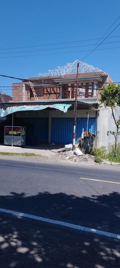 WARUNG PECEL LELE CABANG MASBAGIK