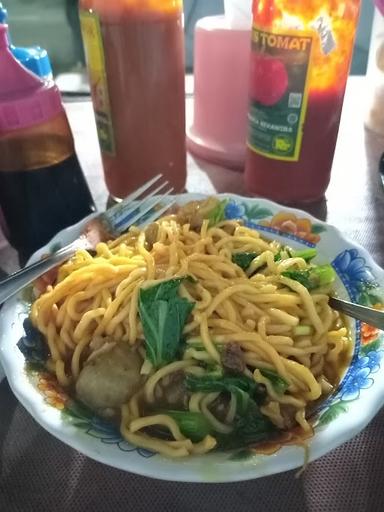 BAKSO ASLI SOLO + MIE AYAM CEKER