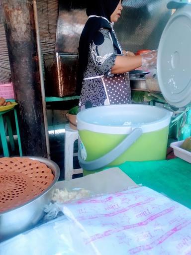 WARUNG NASI PECEL BLITAR BU ROPAH