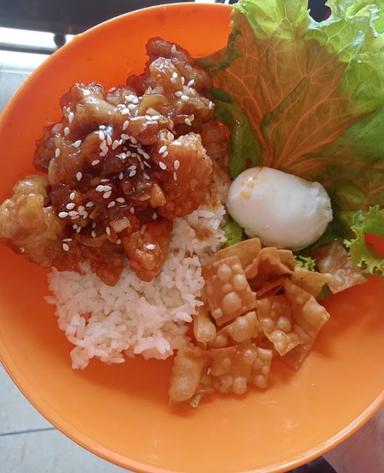 NASI AYAM & SOTO AYAM SEMARANG