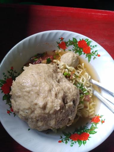 BAKSO BOLA DUNIA SINGAPARNA