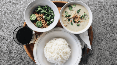 SOTO AYAM KAMPUNG NONOY