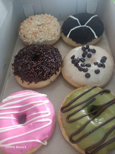 DONAT KENTANG INTAN