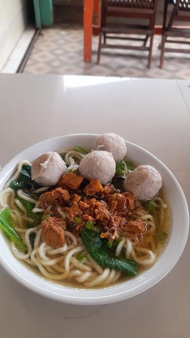 MIE AYAM BAKSO PAK YADI