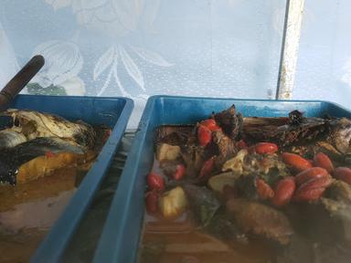 RUMAH MAKAN MBAK TIN