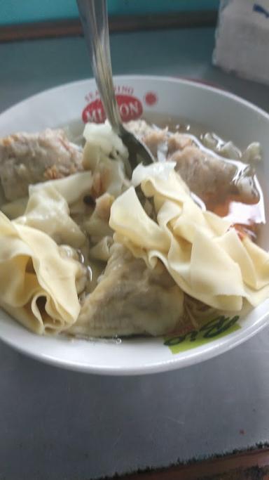 BAKSO PAK JENGGOT