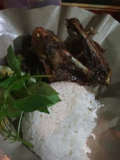 BEBEK GORENG TOHJOYO