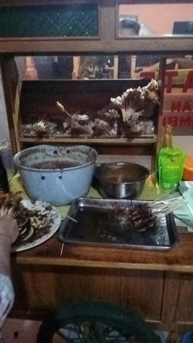 WARUNG SATE SOTO H.ROSSY