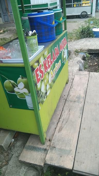 ES KELAPA MUDA ARFAN