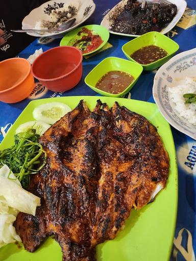 IKAN BAKAR BANG JAMIL