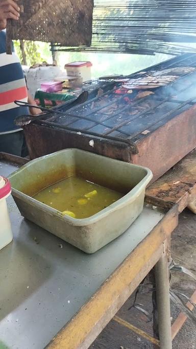 GRILLED FISH WARONG PAK KUMIS