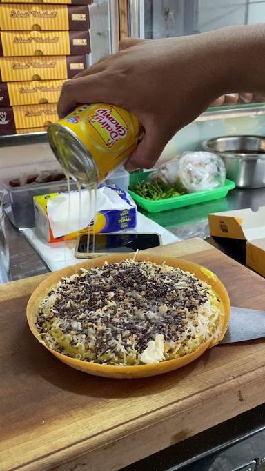 MARTABAK SARI MANTAP SLAWI